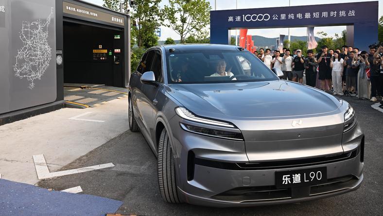 彻底弃“价”保命,蔚来困境反转“够味”吗?